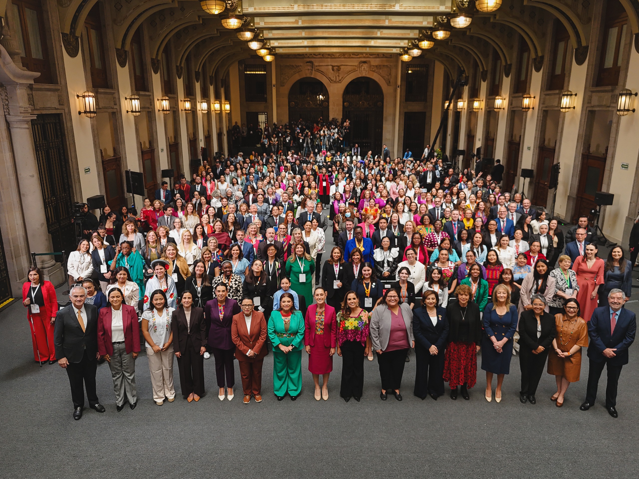 Es tiempo de mujeres: Presidenta Claudia Sheinbaum inaugura XVI Conferencia Regional sobre la Mujer de América Latina y el Caribe